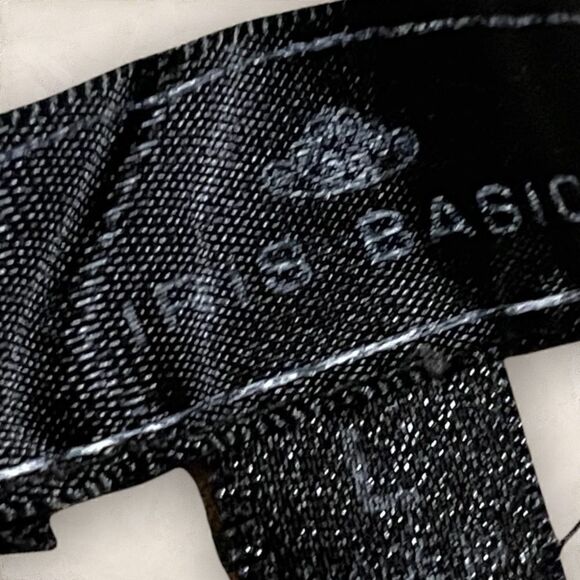 Iris Basic | Women’s Sleeveless Boho Floral Prairie Blouse Large - Picture 8 of 8